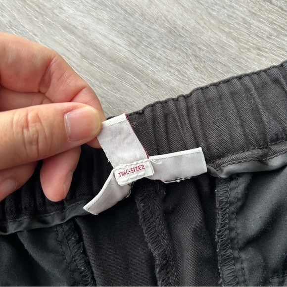 JM Collection Embroidered  Multicolor Polka Dot Capri Pants - Picture 10 of 12